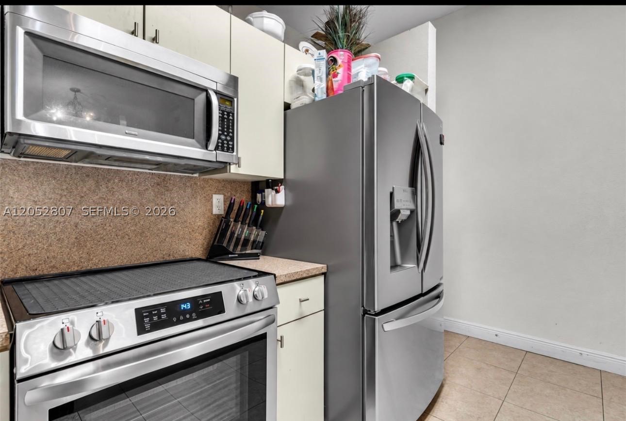25237 Sw 133 Pl Property Photo 8