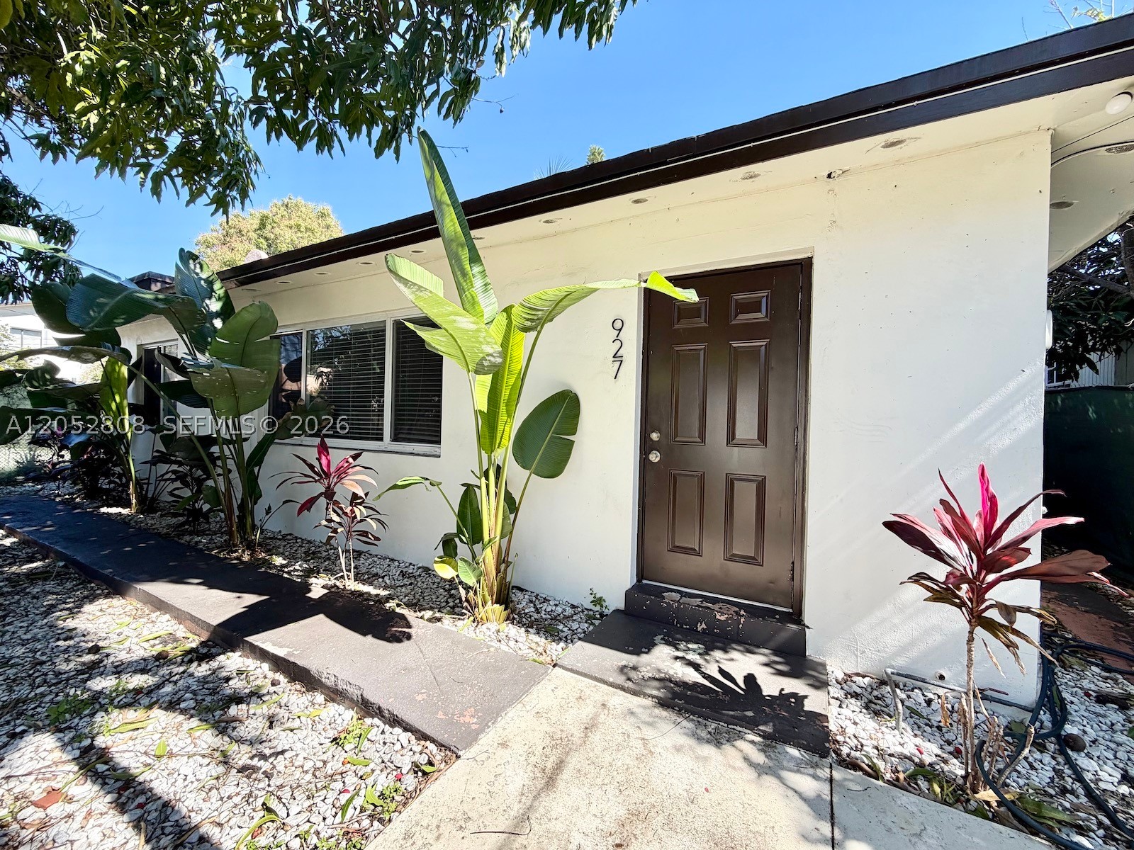 929 Sw 12th Ave Property Photo 2