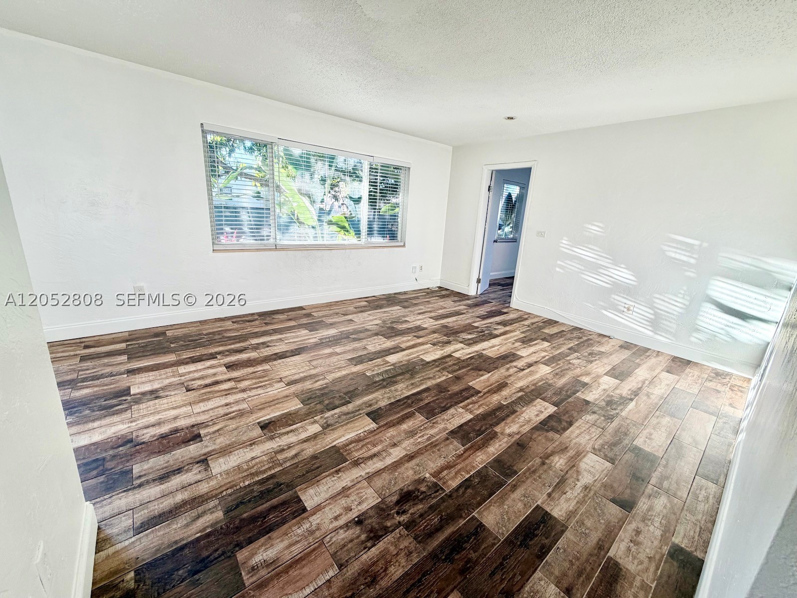 929 Sw 12th Ave Property Photo 8