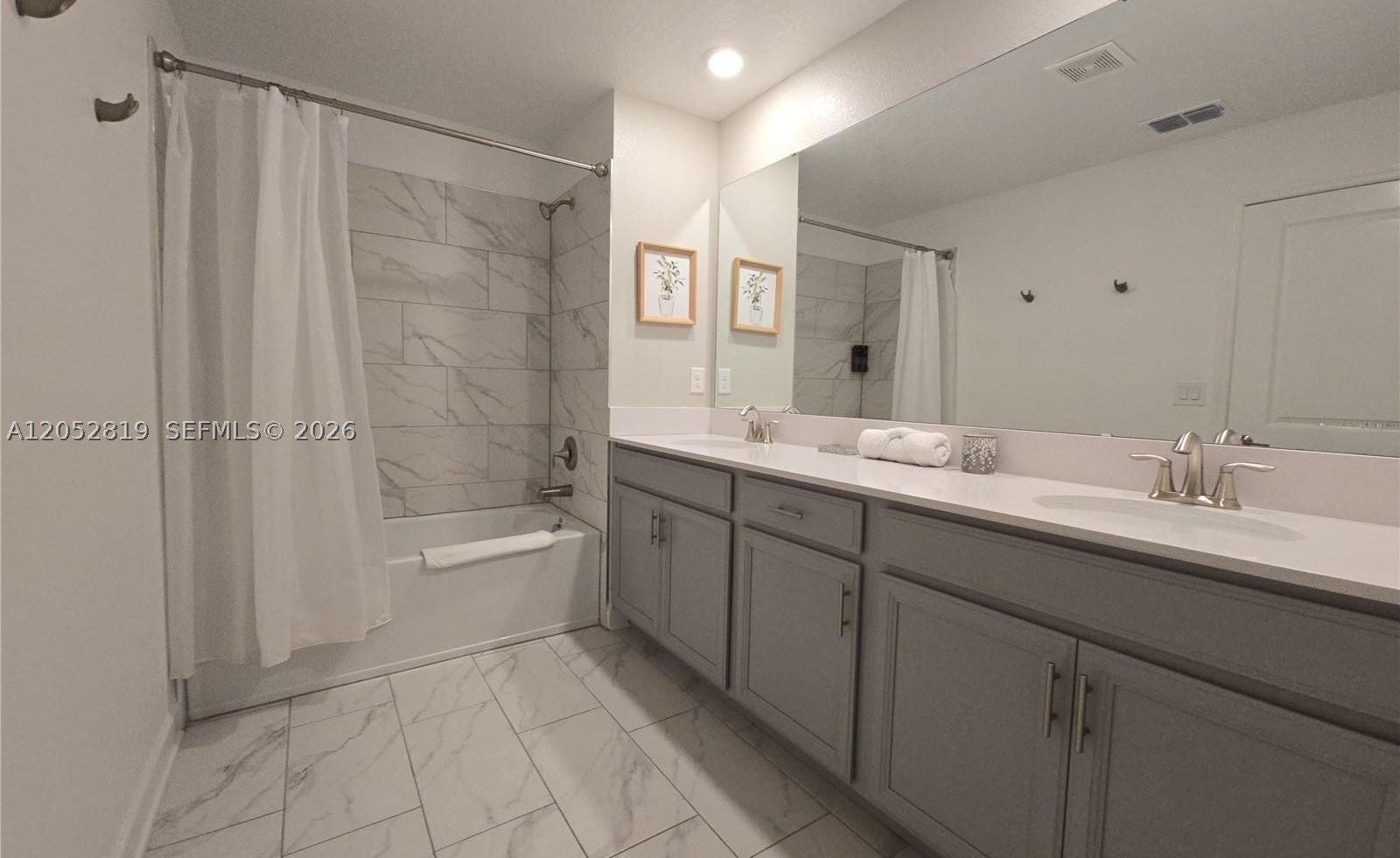 1036 Leader St. Property Photo 7