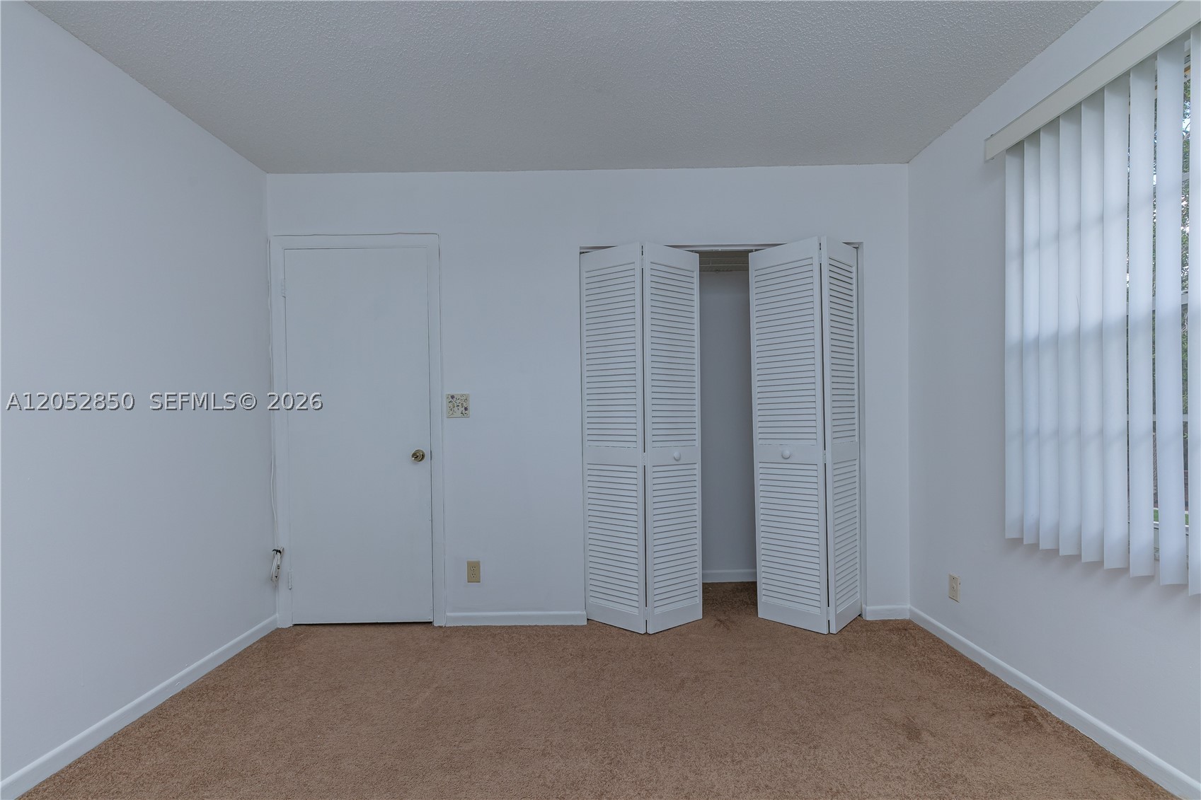2592 W Saratoga Dr Property Photo 23