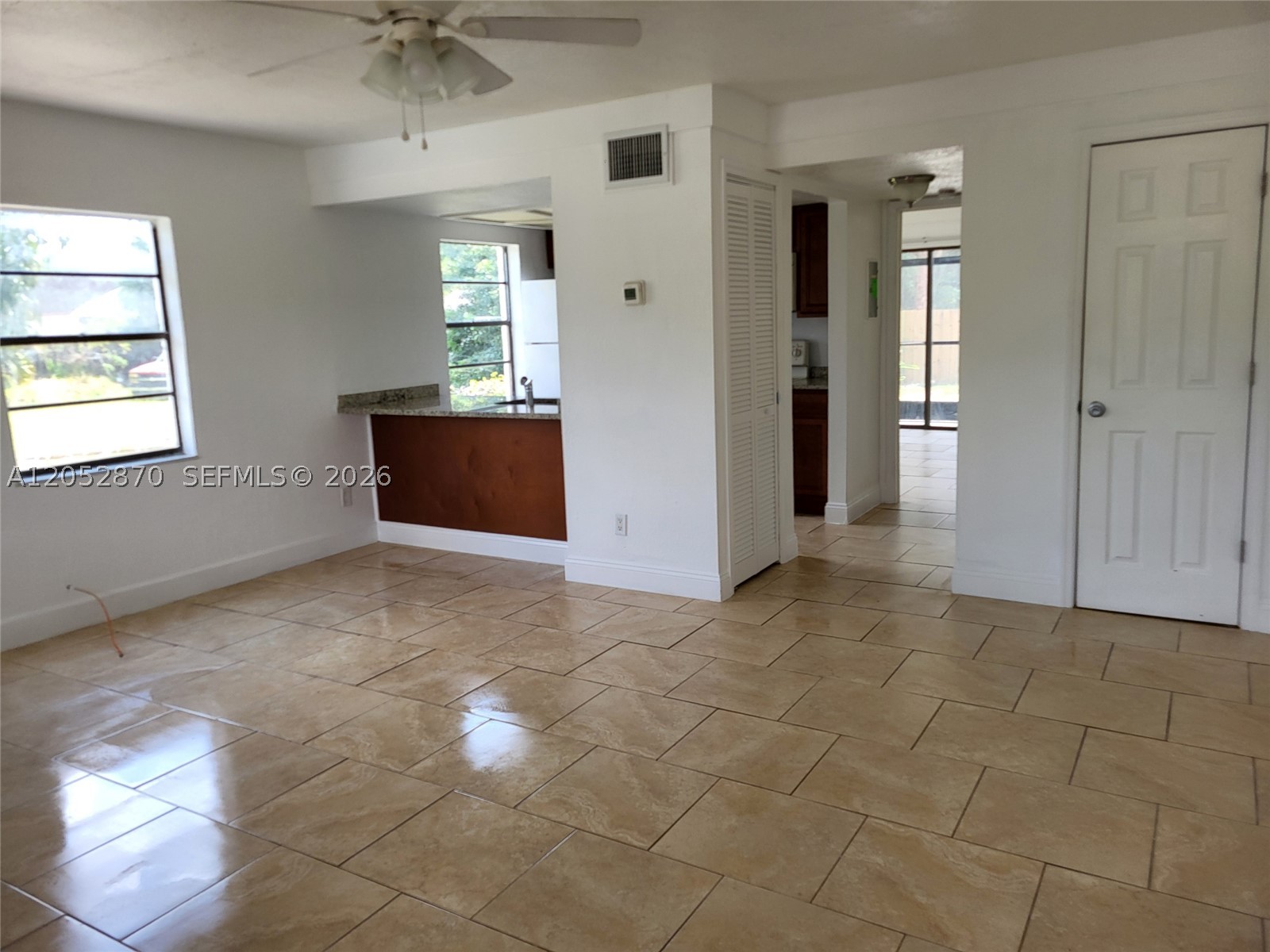2005 Carlton Drive 3 Property Photo 1