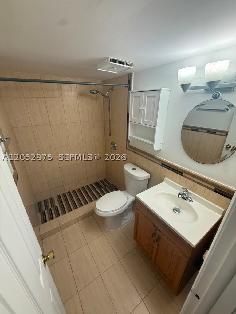 3399 Foxcroft Rd 104 Property Photo 8