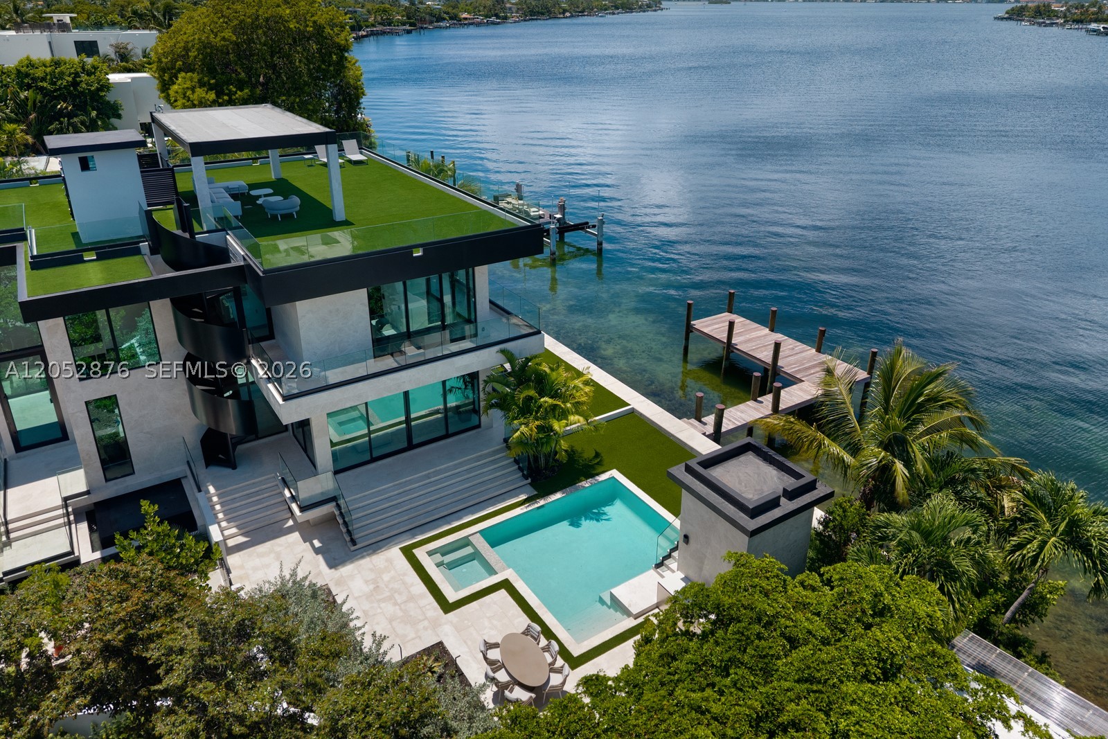 1141 N Biscayne Point Rd Property Photo 47