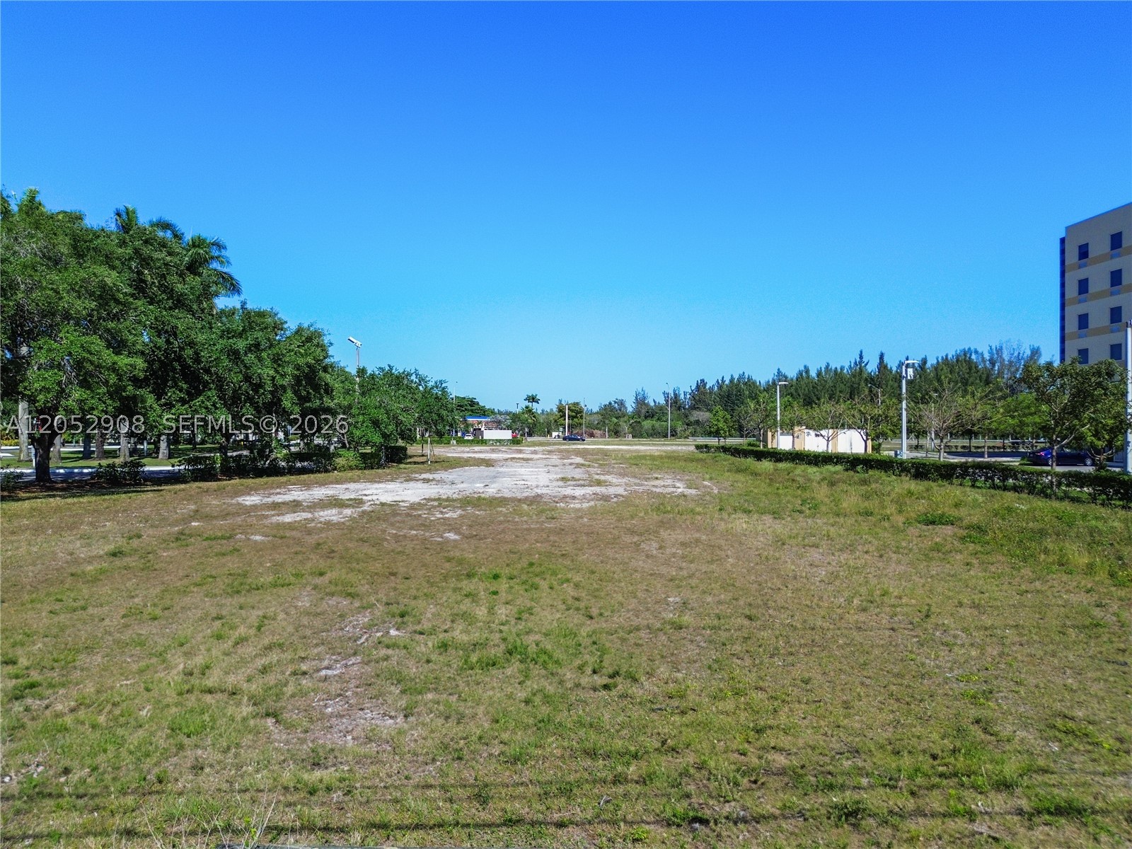 352xx S Dixie Hwy Property Photo 4