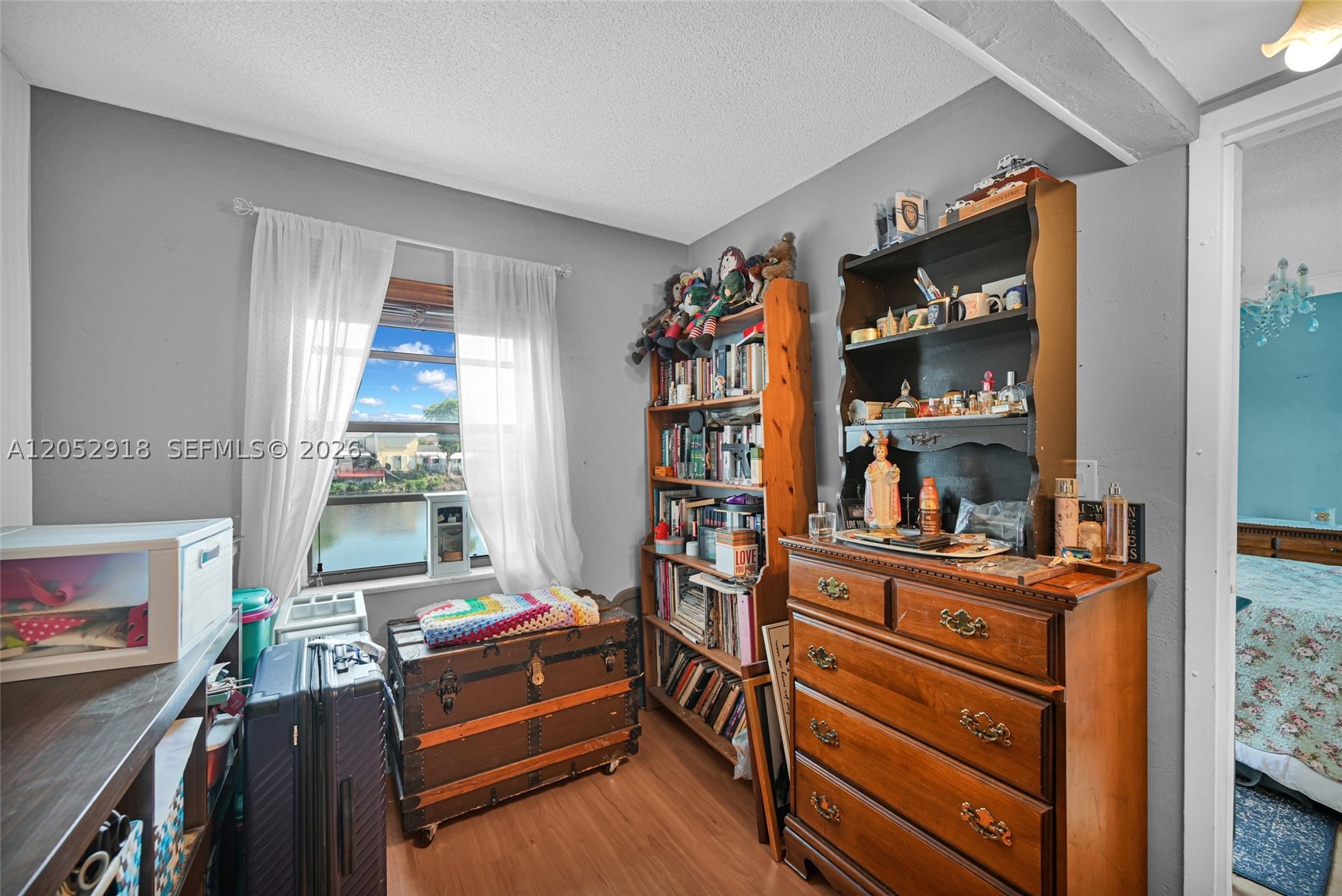 1335 W 68th St 204 Property Photo 17