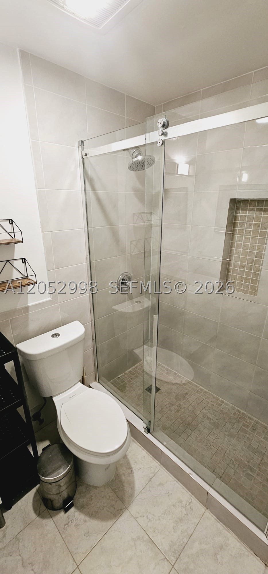 842 Meridian Ave 3d Property Photo 11