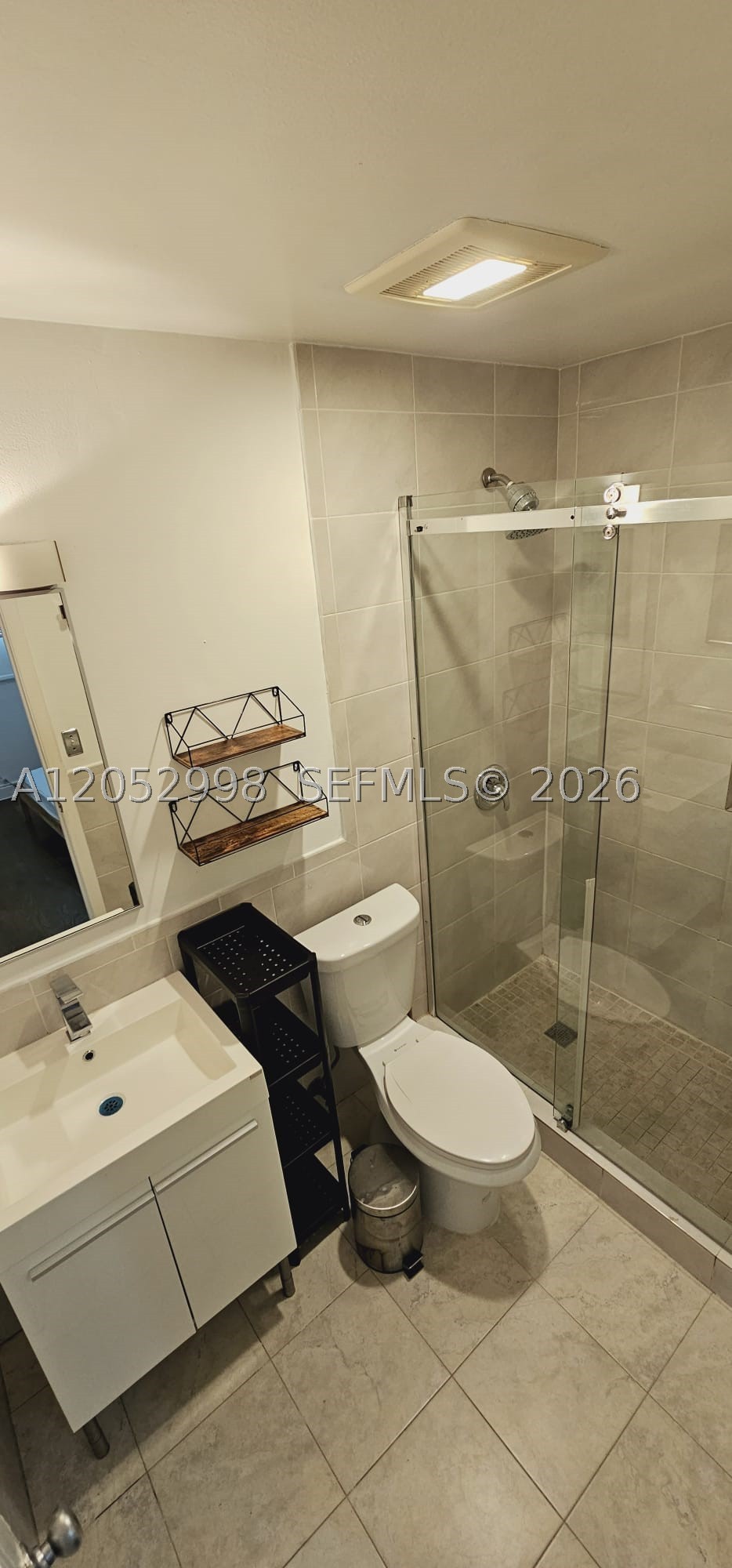 842 Meridian Ave 3d Property Photo 12