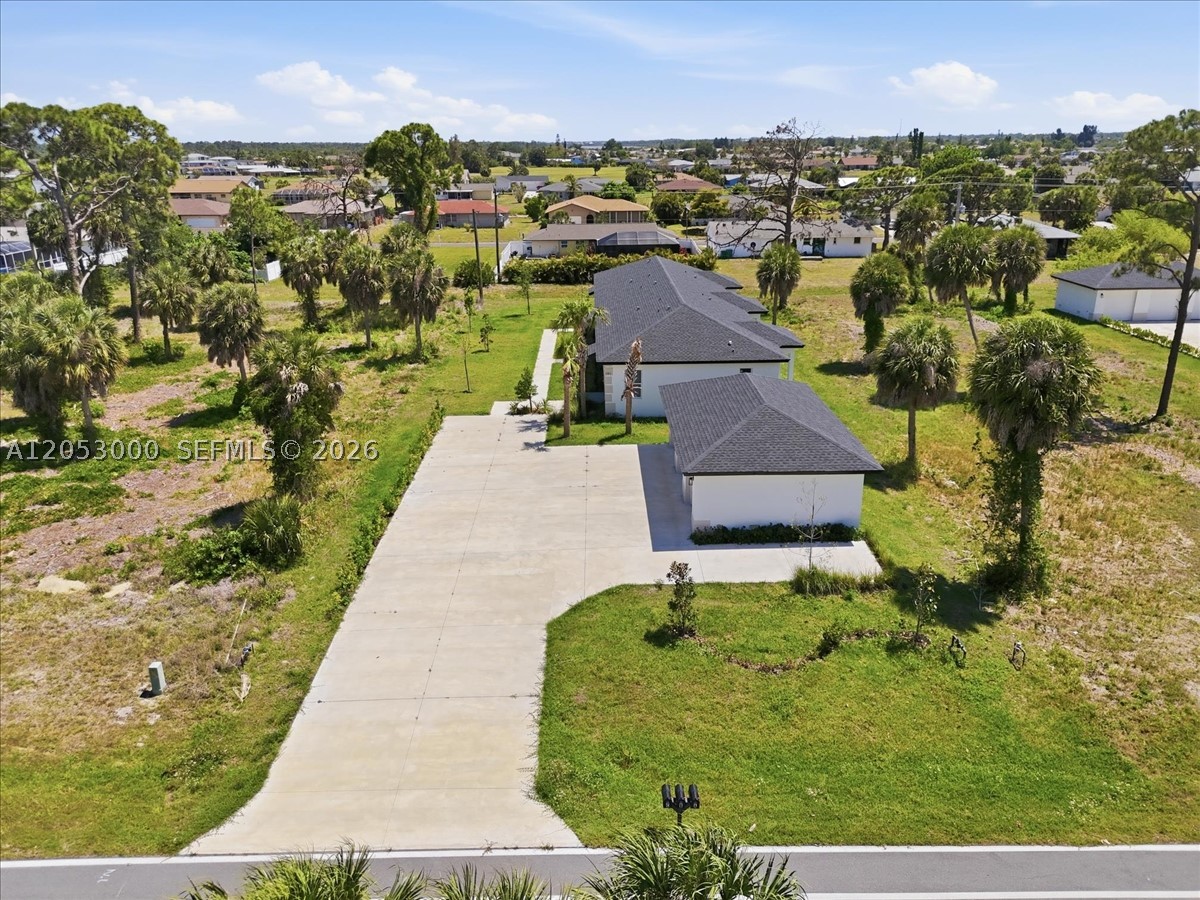 195 Rotonda Blvd W C Property Photo 4