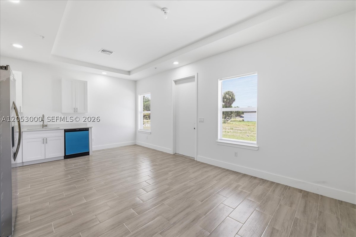 195 Rotonda Blvd W C Property Photo 22
