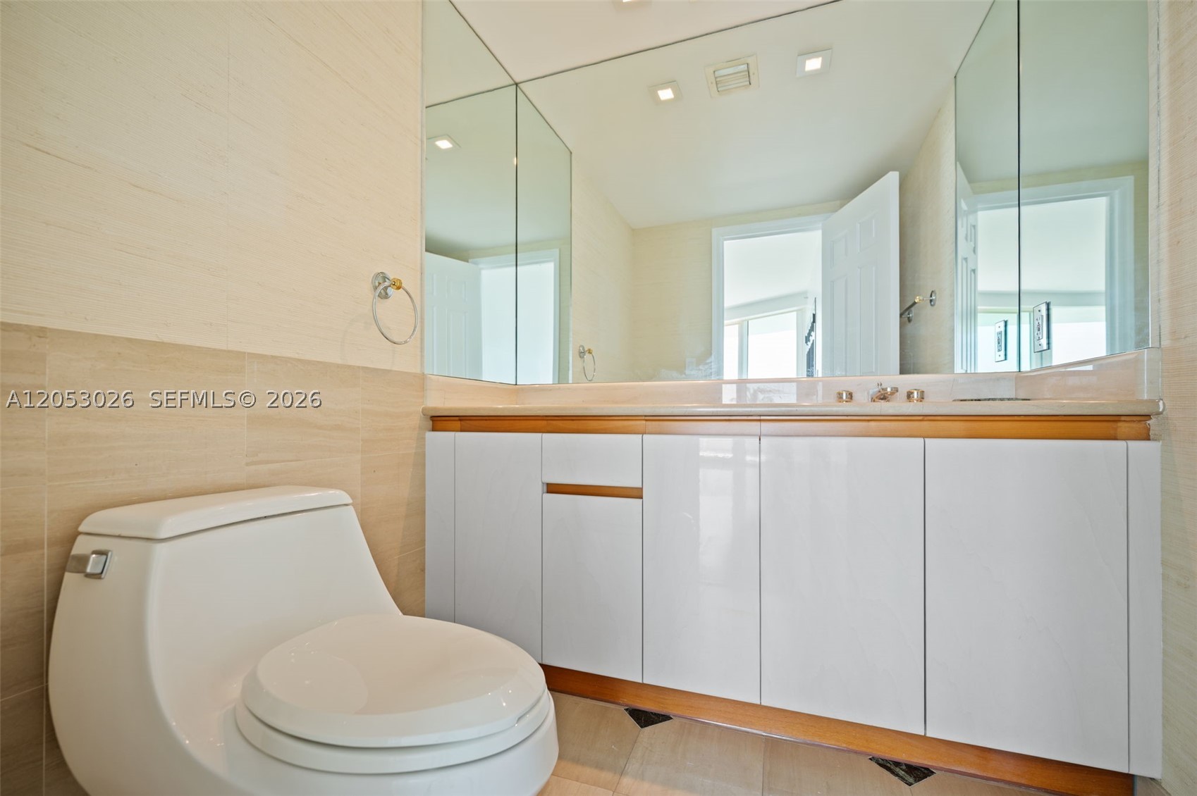 1643 Brickell Ave 702 Property Photo 13