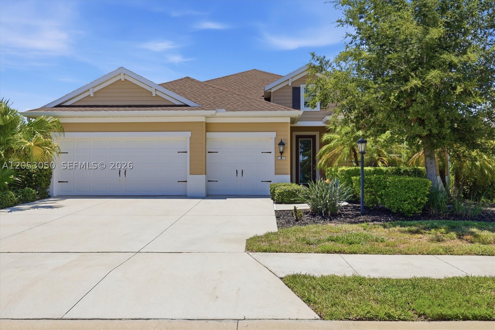1109 THORNBURY DR Property Photo 1