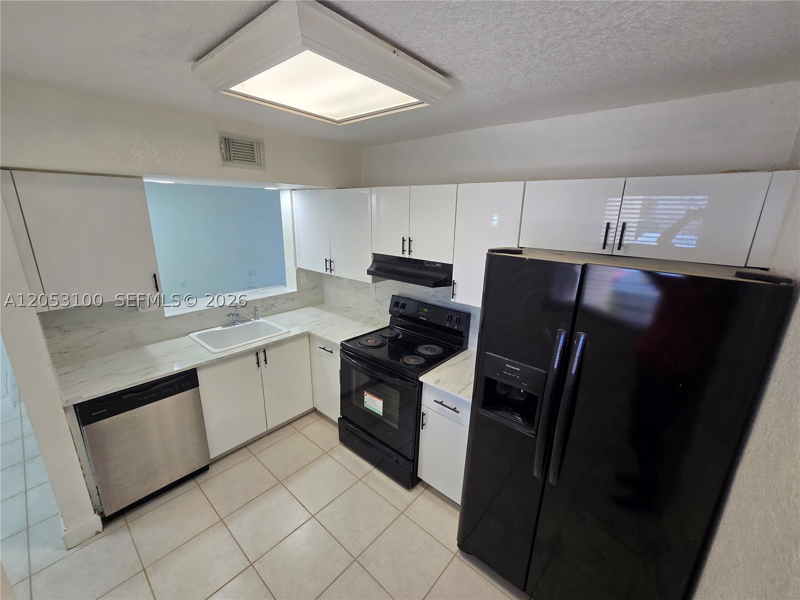 12555 Nw 11th Way 103 Property Photo 4