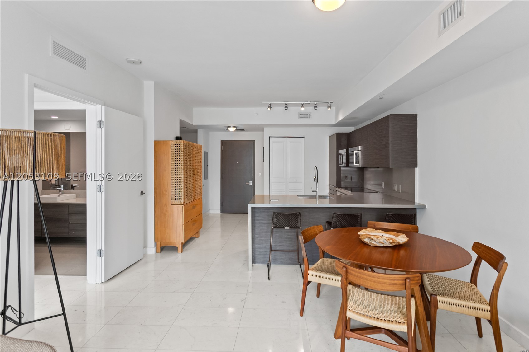 1080 Brickell Ave 1602 Property Photo 13