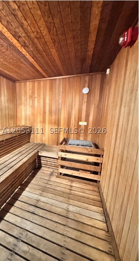 2681 N Flamingo Rd 2302s Property Photo 6