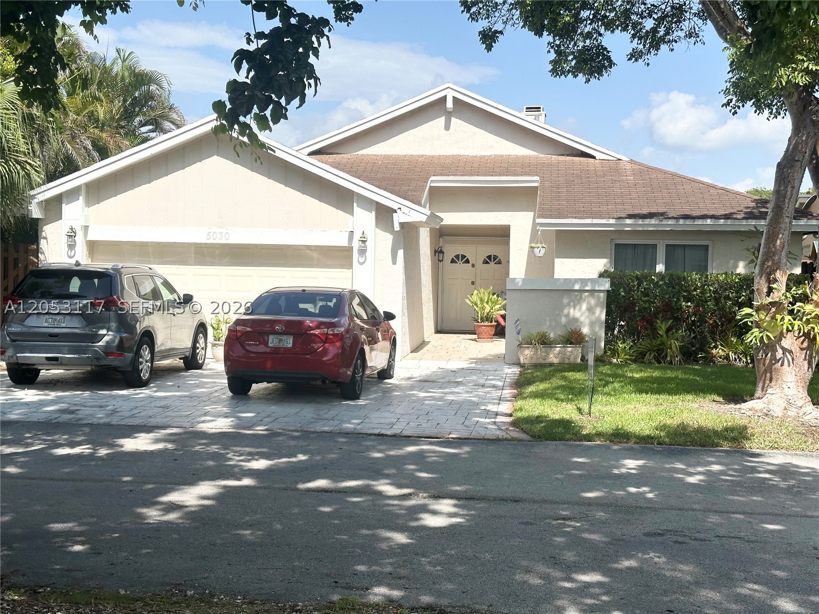 5030 SW 149th Pl Property Photo 1