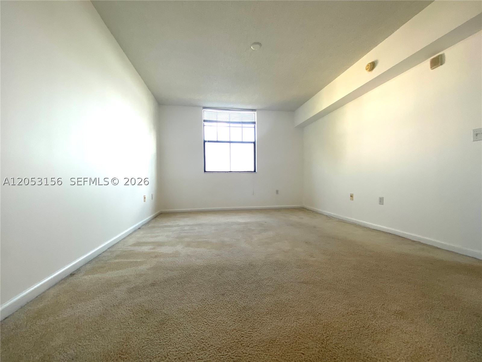 1919 Van Buren St 506a Property Photo 17