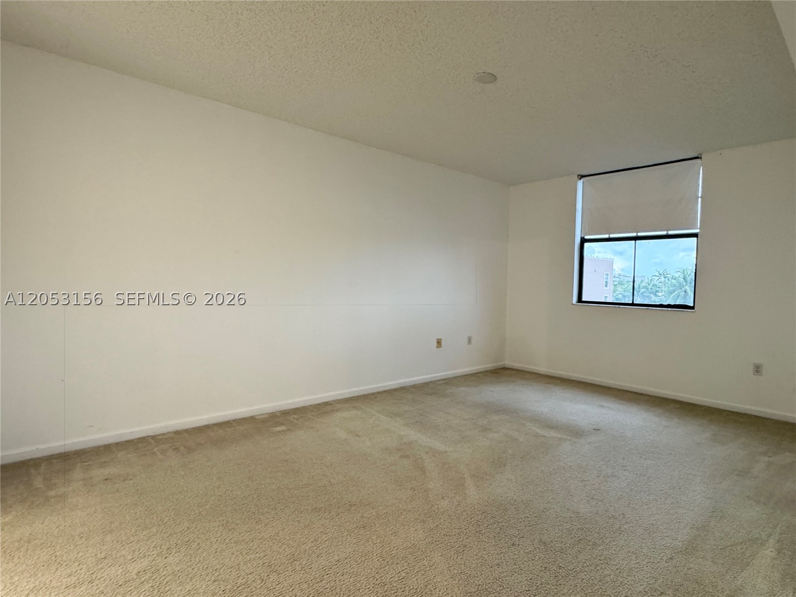 1919 Van Buren St 506a Property Photo 18