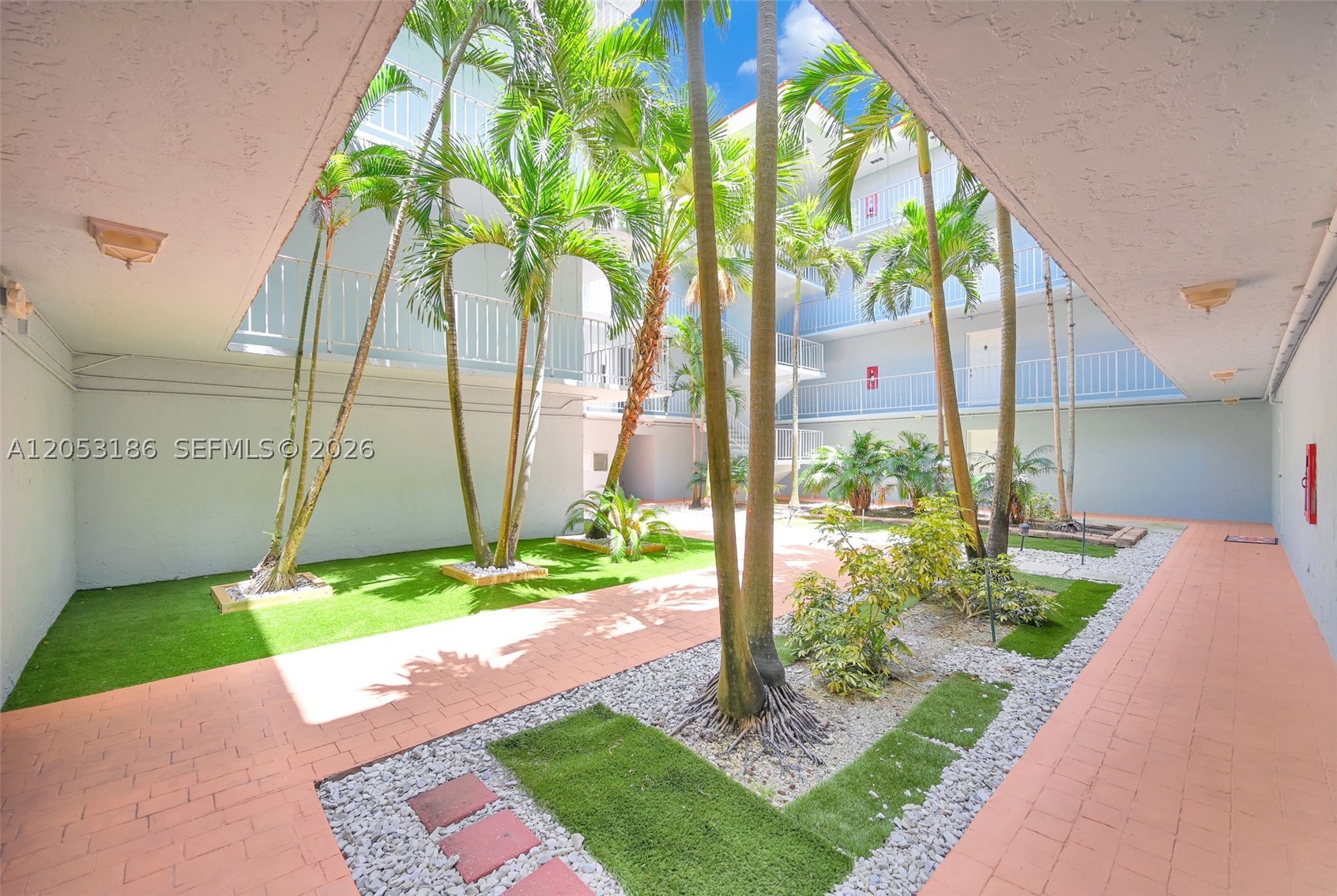 505 S Pine Island Rd B102 Property Photo 6
