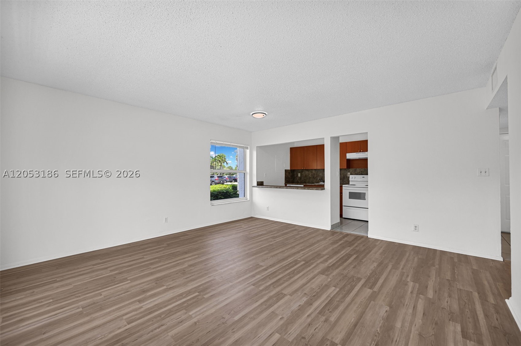 505 S Pine Island Rd B102 Property Photo 12