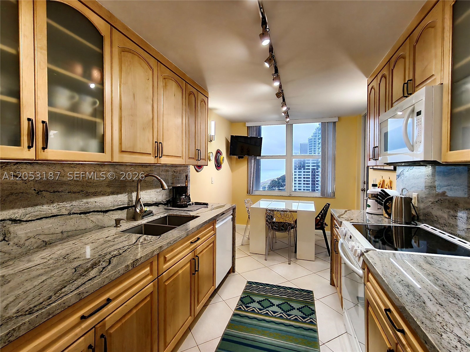 2751 S Ocean Dr 1106s Property Photo 25