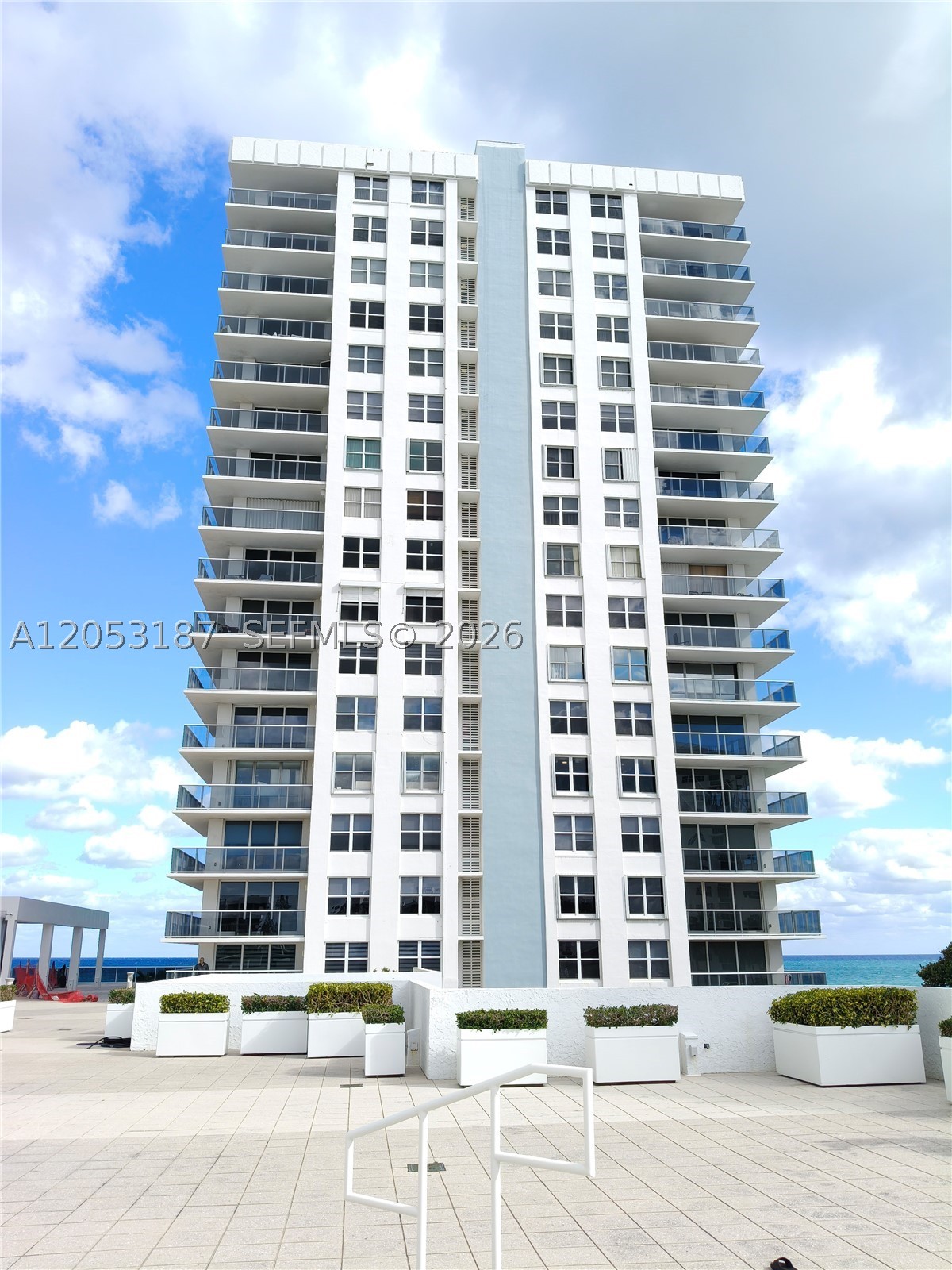 2751 S Ocean Dr 1106s Property Photo 44