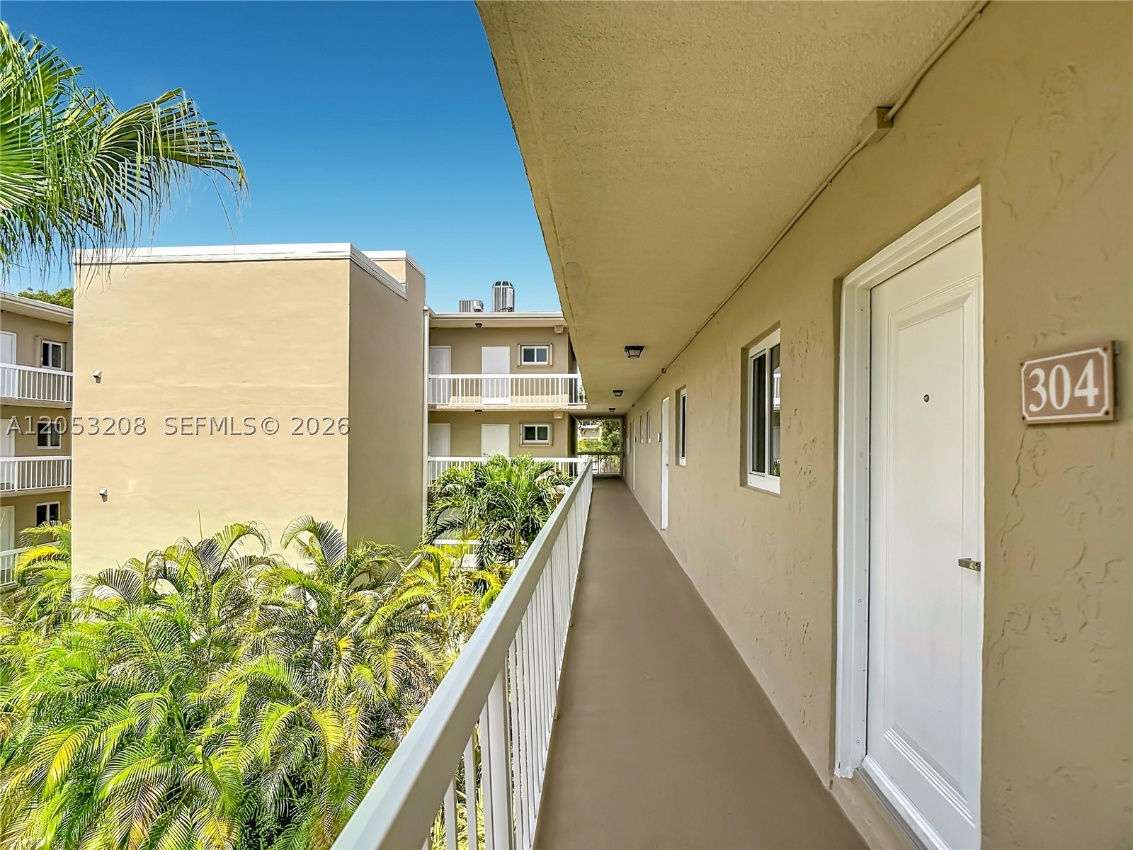 7722 Camino Real E304 Property Photo 2