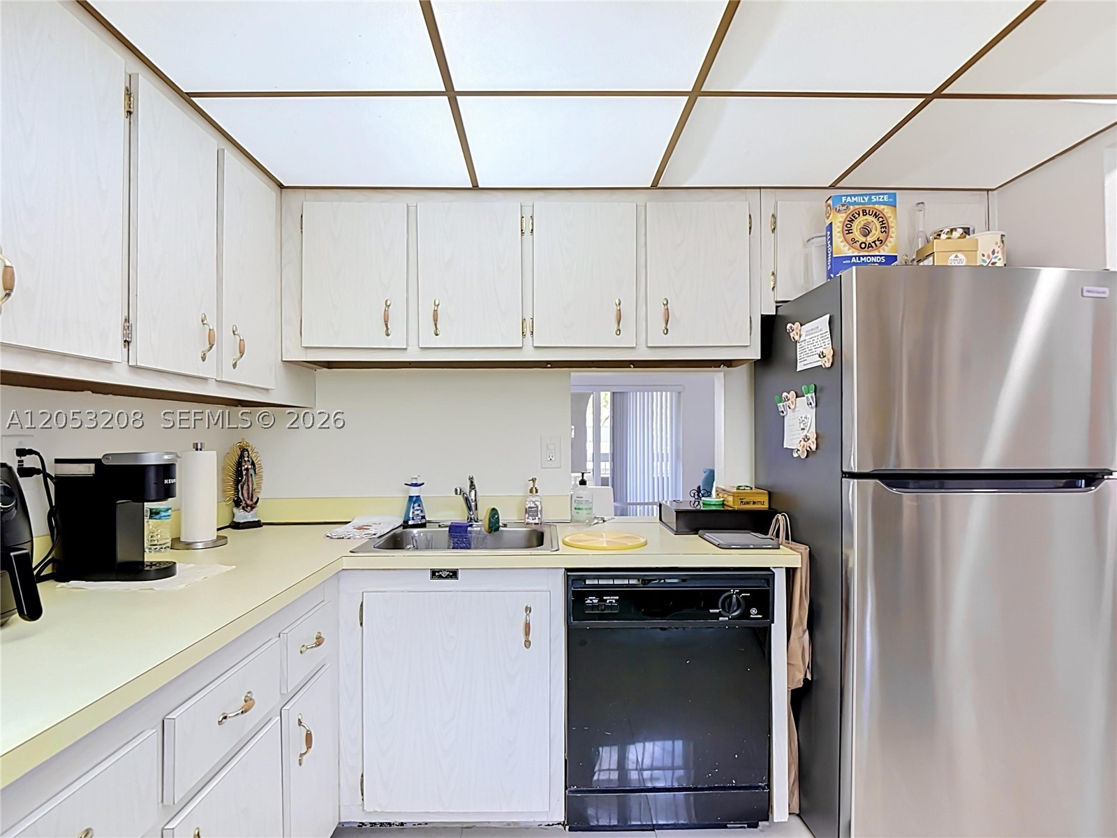 7722 Camino Real E304 Property Photo 9