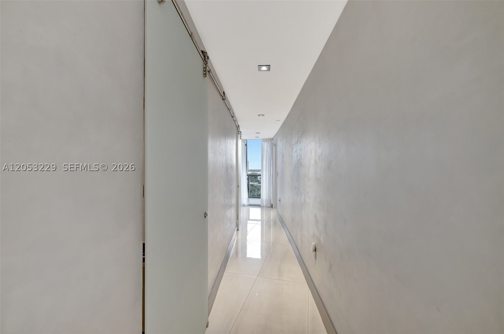 17121 Collins Ave 808 Property Photo 29