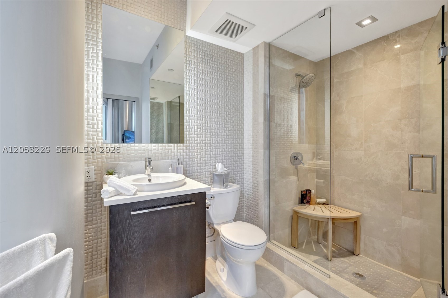 17121 Collins Ave 808 Property Photo 34