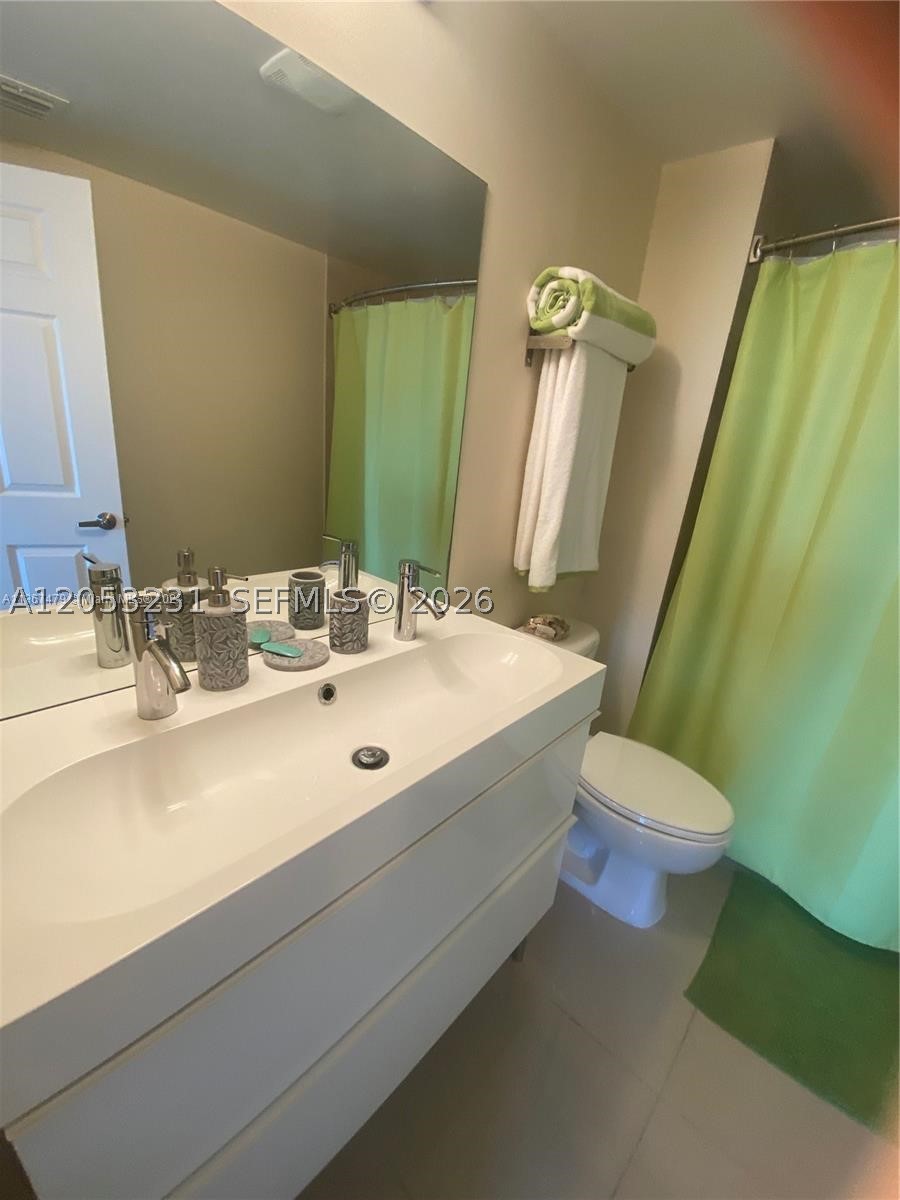 275 Ne 18th St 809 Property Photo 19
