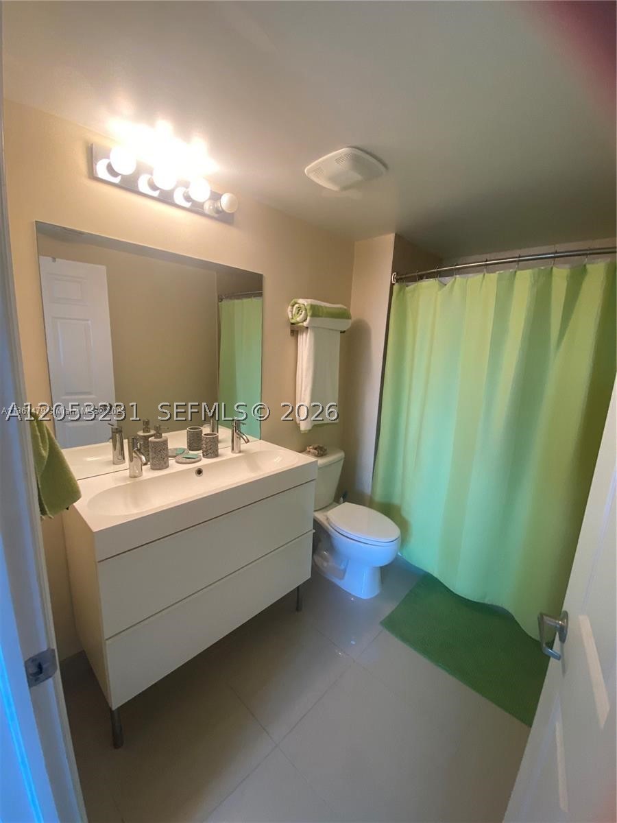 275 Ne 18th St 809 Property Photo 29