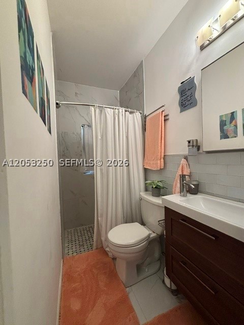 180 Ne 82nd Ter L Property Photo 10