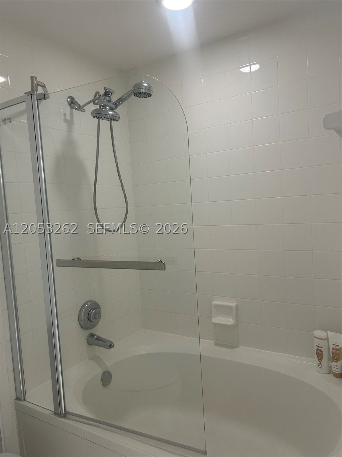 3215 Ne 184th St 14406 Property Photo 15