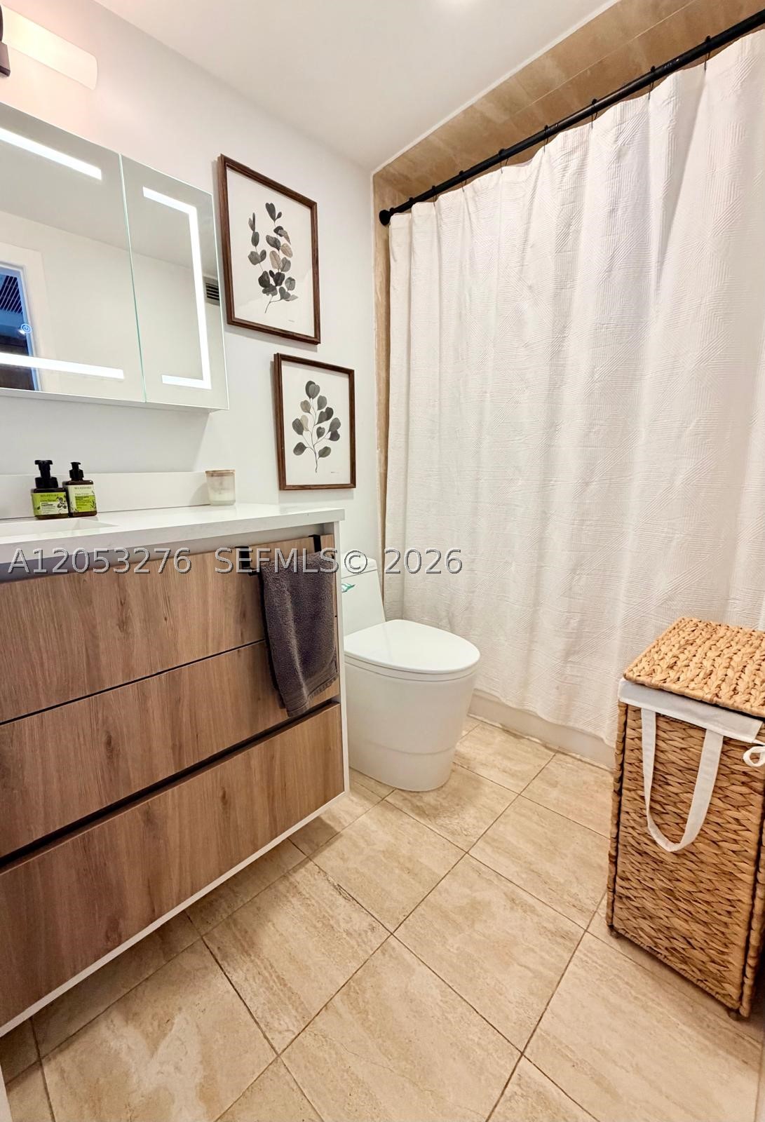 700 Biltmore Way 308 Property Photo 15