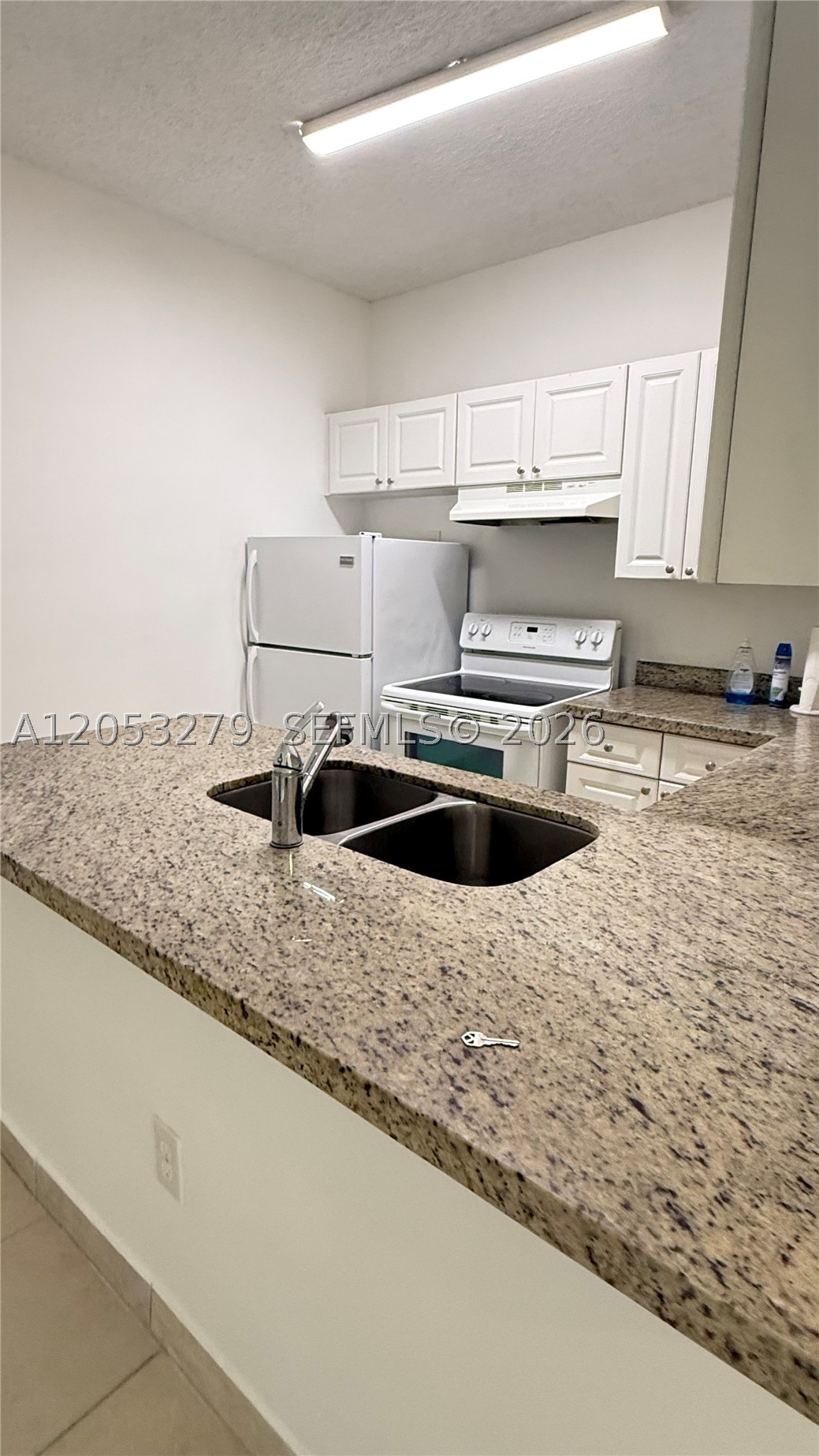 18304 Nw 68th Ave M Property Photo 11