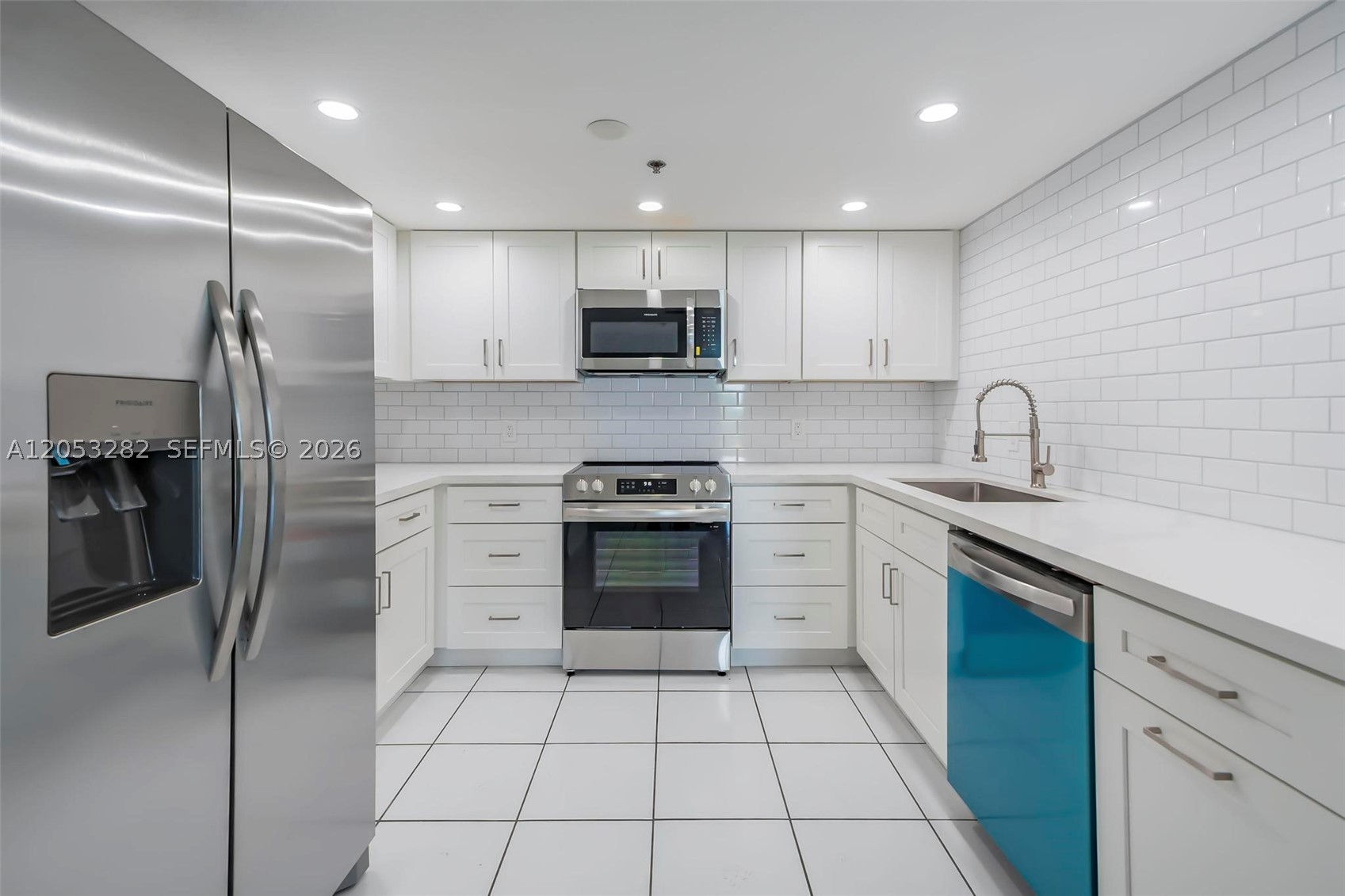 1650 Coral Way 604 Property Photo 6