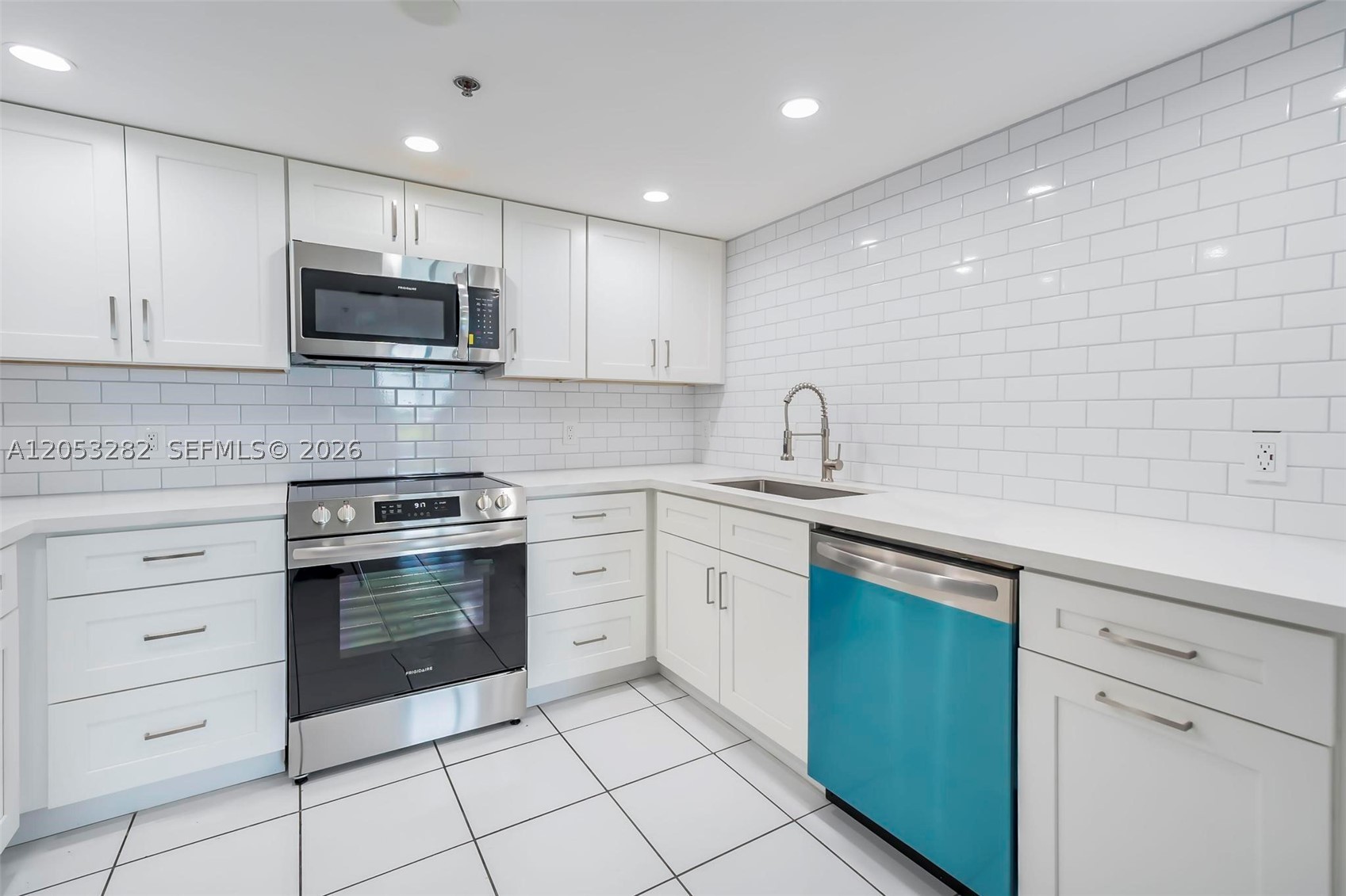1650 Coral Way 604 Property Photo 7