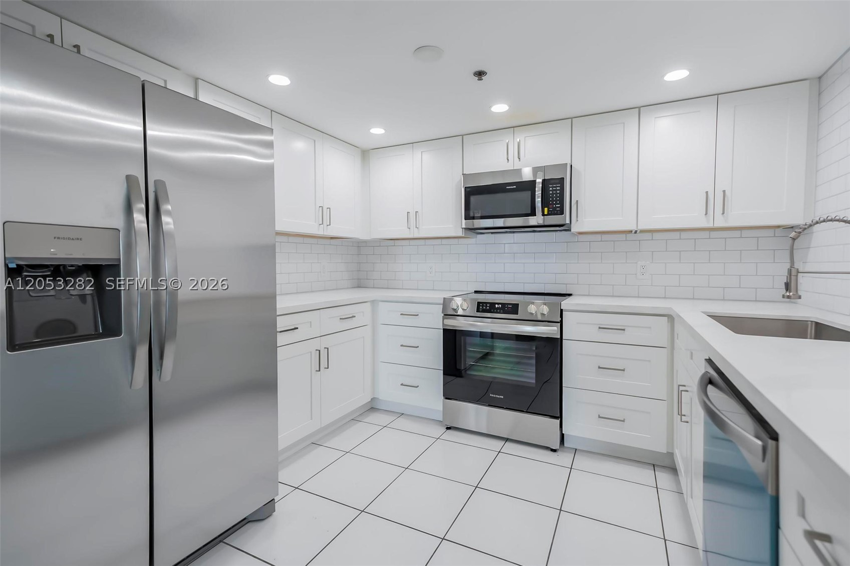 1650 Coral Way 604 Property Photo 8