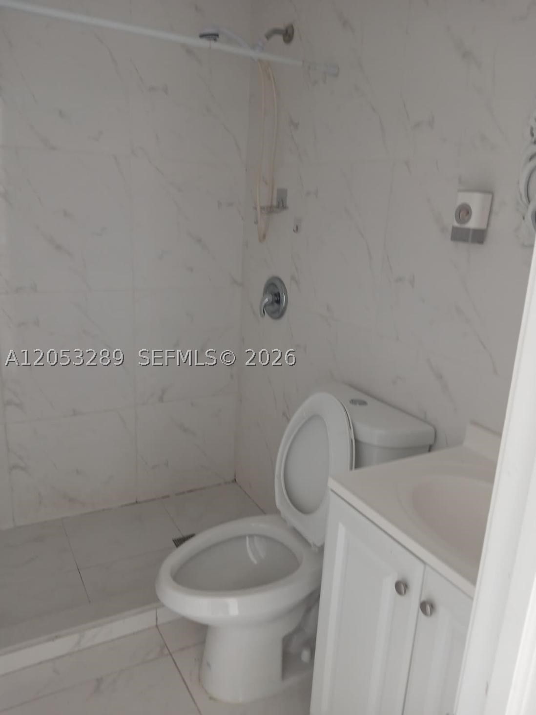 2311 Ne 135 Th Ter - Property Photo 3