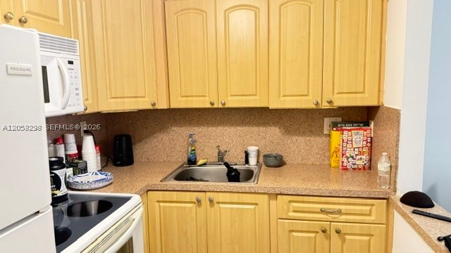 17570 Atlantic Blvd 105 Property Photo 10