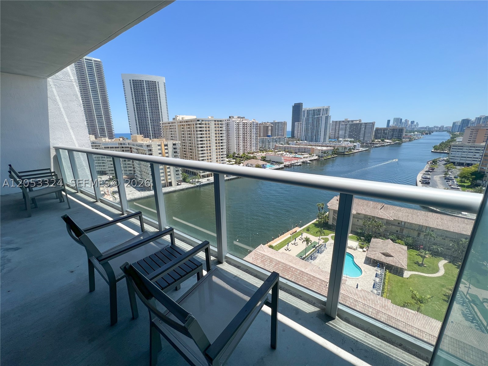 2602 E Hallandale Beach Blvd R1503 Property Photo 22