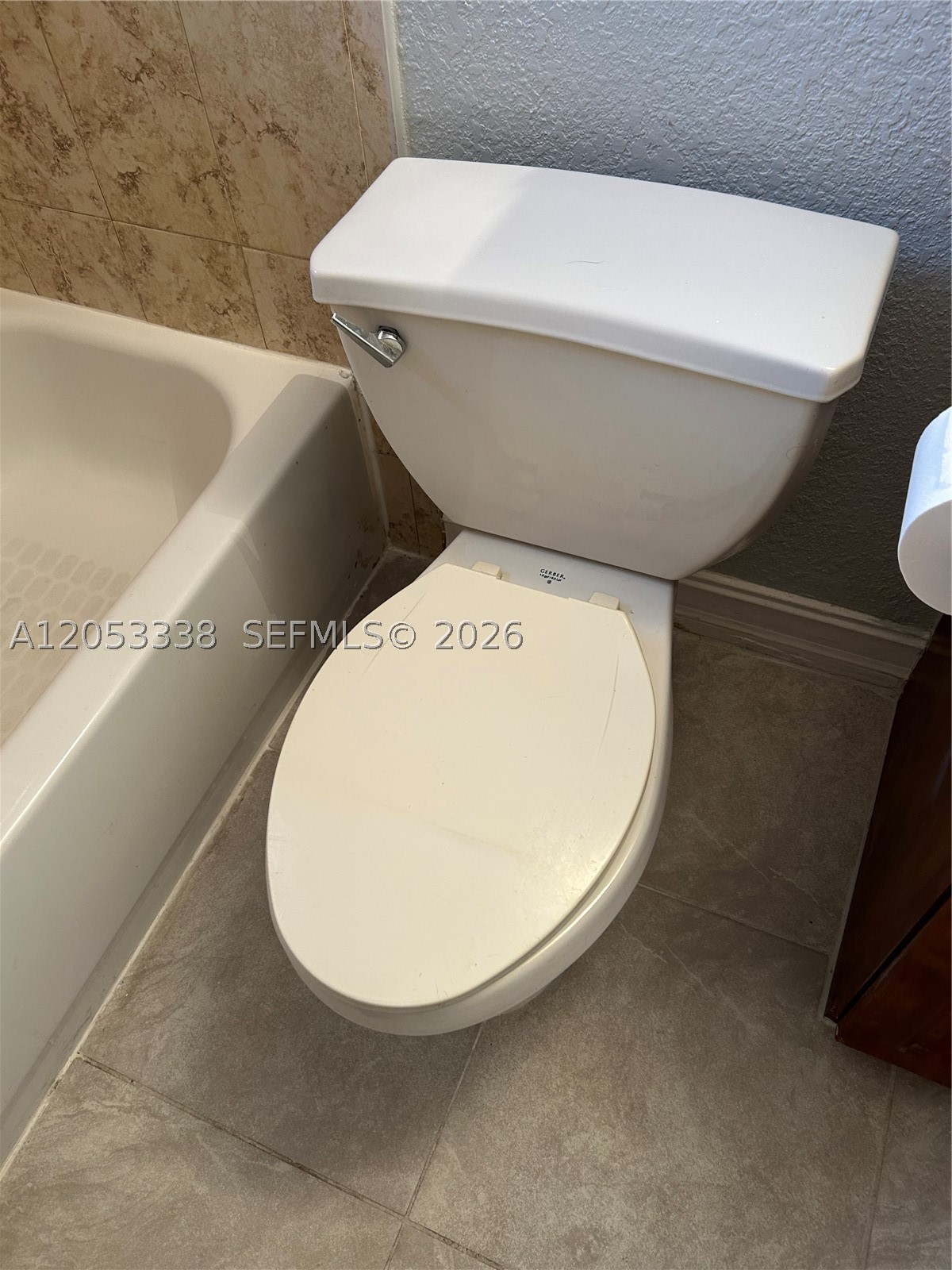 1925 Madison St 5 Property Photo 15