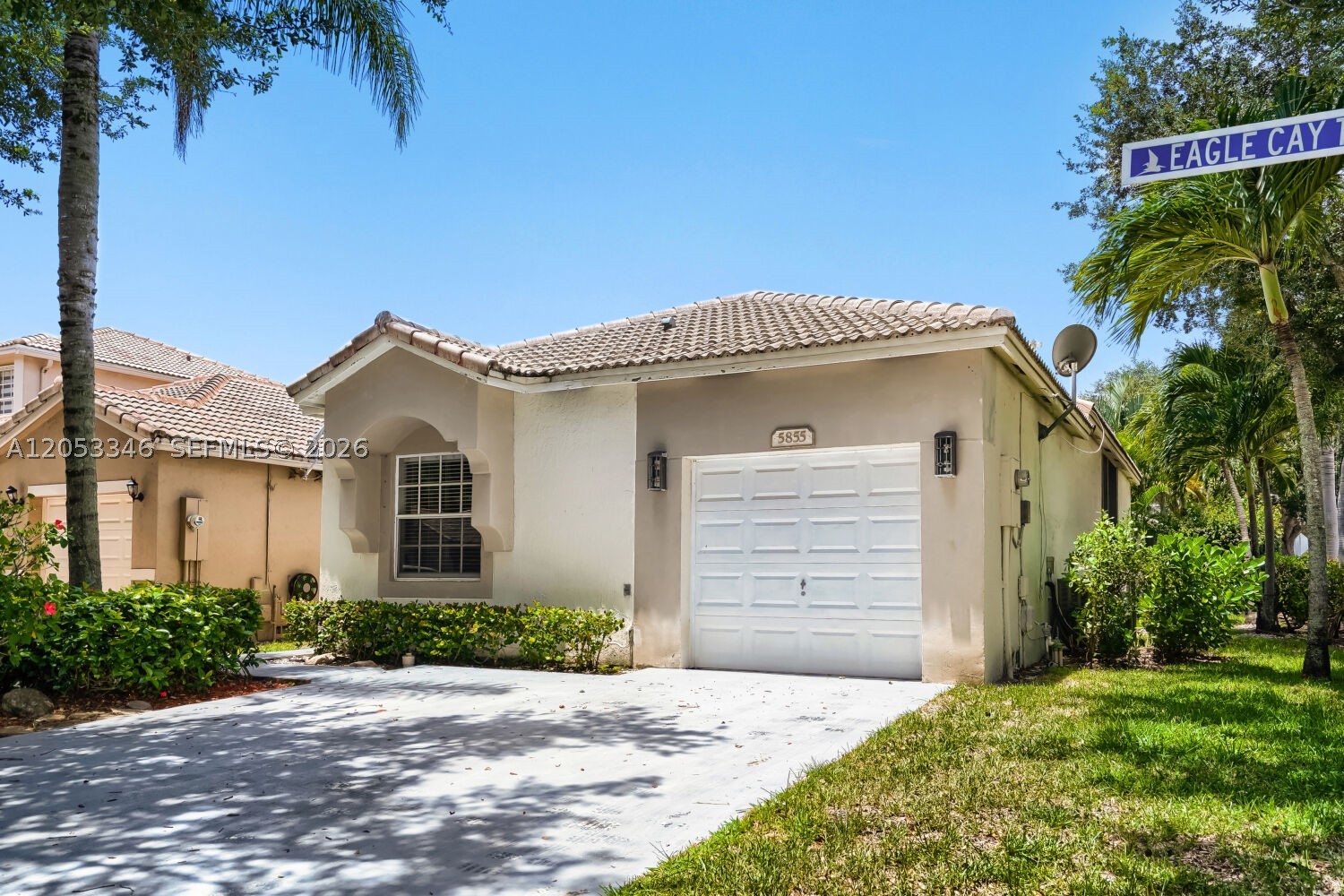 5855 Eagle Cay Ter Property Photo 2
