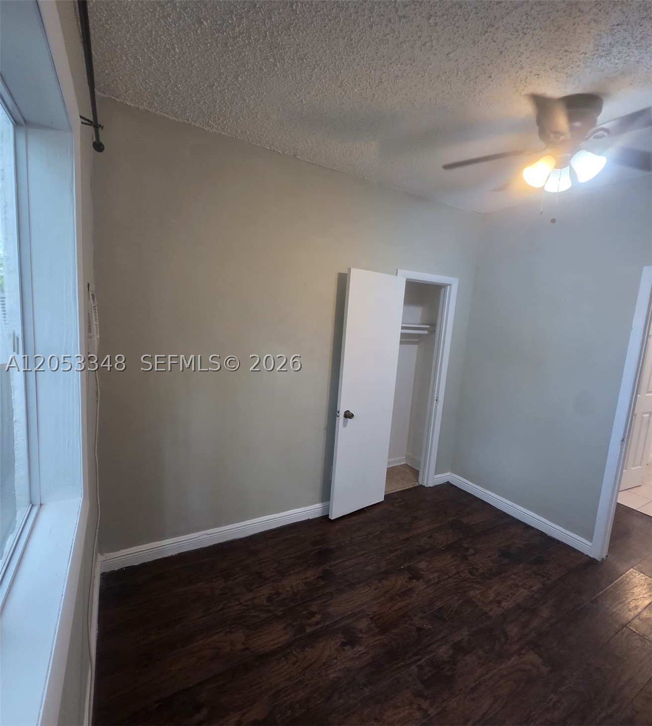 1008 N 18th Ct 101b Property Photo 12