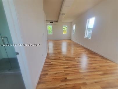 101 Se 2nd St 2 Property Photo 3