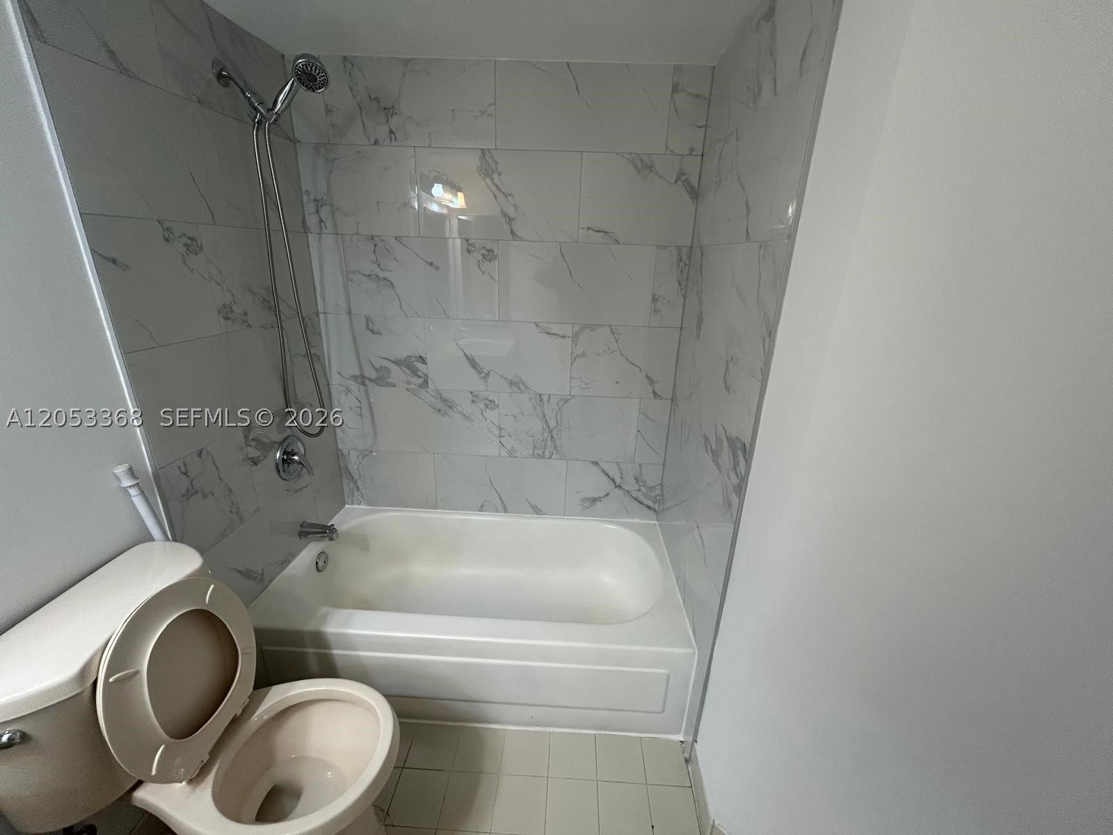 8851 Wiles Rd 208 Property Photo 8