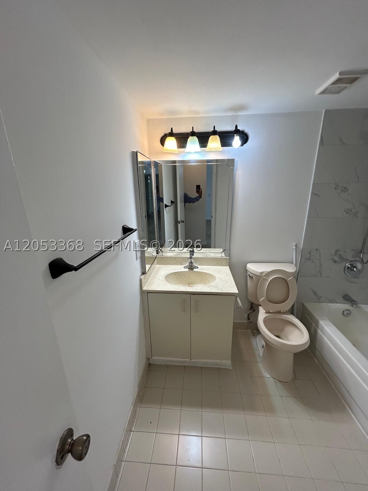 8851 Wiles Rd 208 Property Photo 13