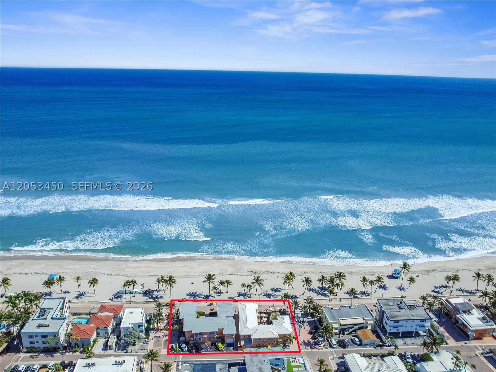2300-2325 N Surf Rd Property Photo 2