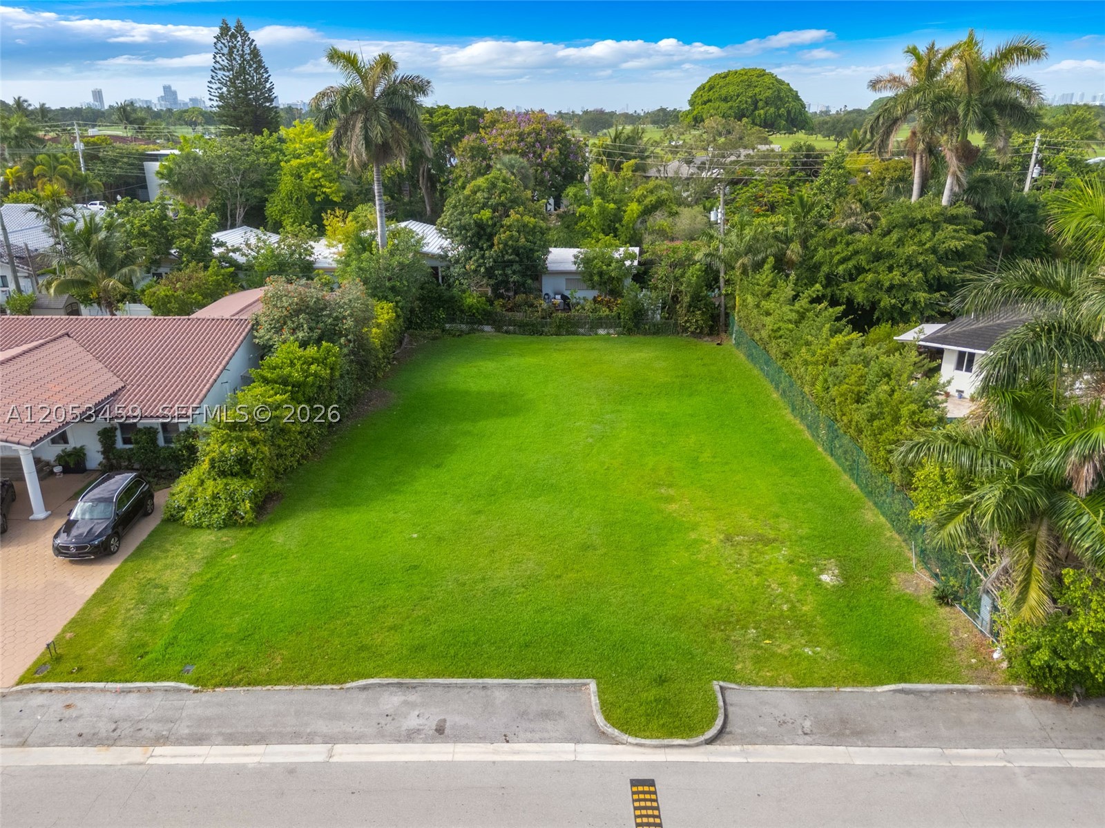 1310 95th St Property Photo 2